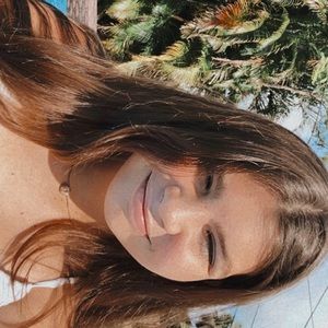 Meet your Posher, Addison